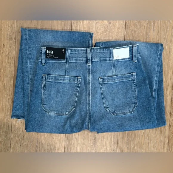Paige Anessa High Waisted, Wide Leg Jeans NWT - Picture 6 of 6